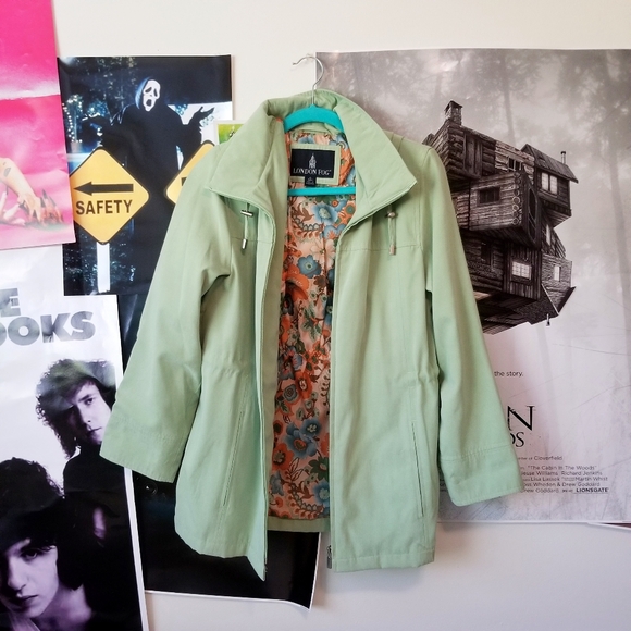 London Fog pistachio green rain jacket - Picture 2 of 6